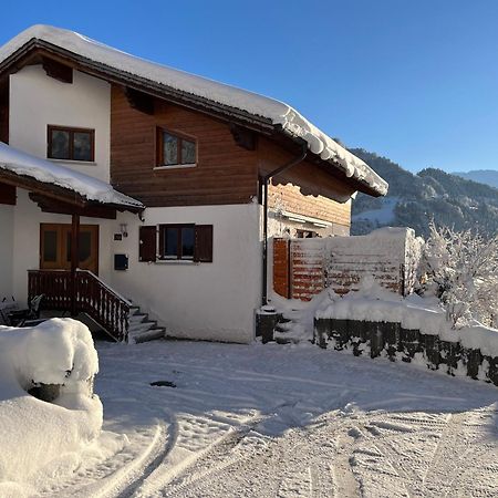 Ferienwohnung Thoeny Ванданс Екстериор снимка
