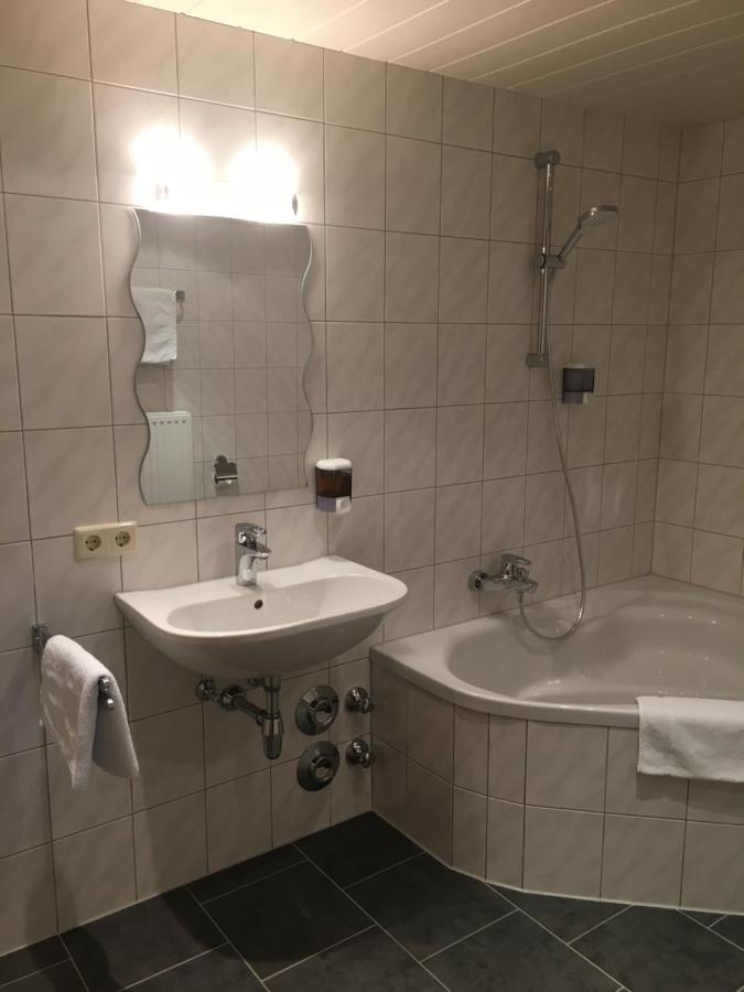 Ferienwohnung Thoeny Ванданс Екстериор снимка