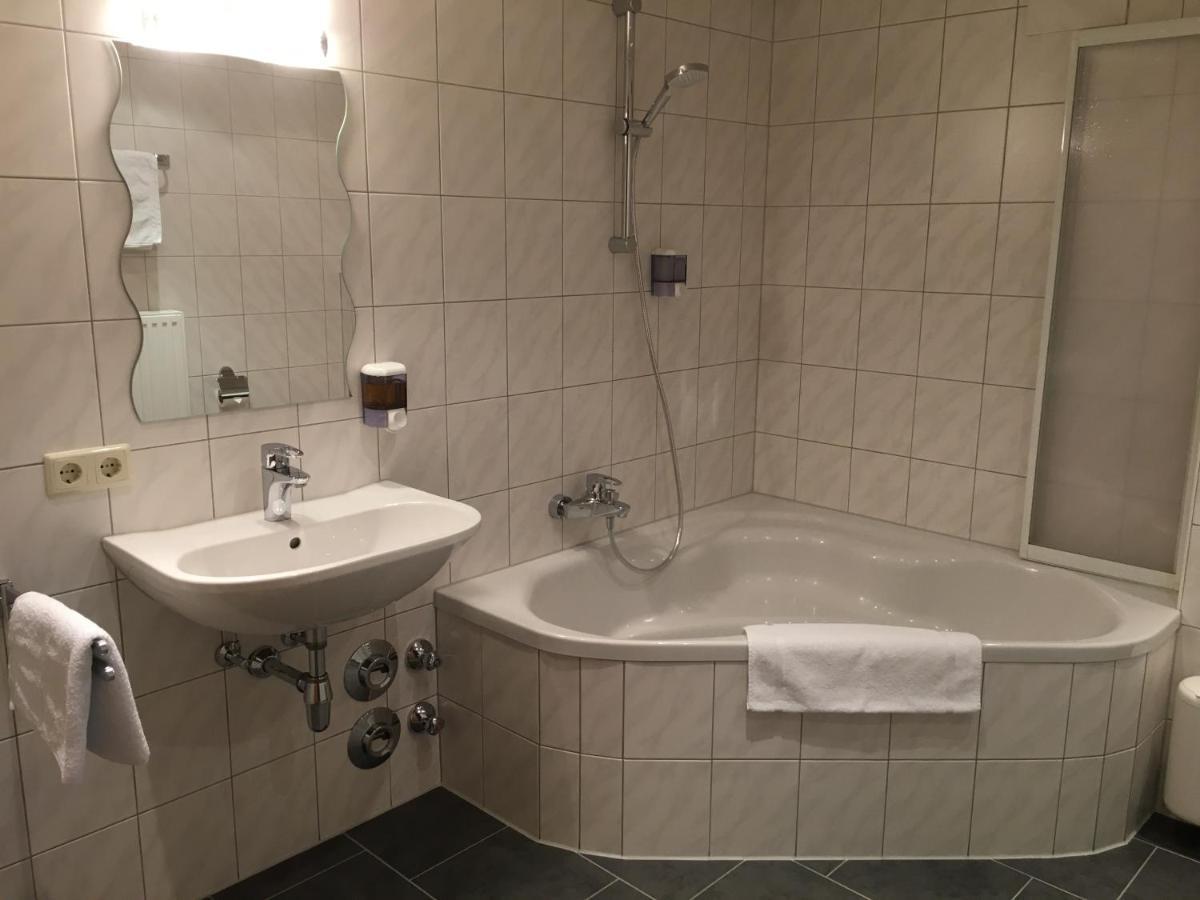 Ferienwohnung Thoeny Ванданс Екстериор снимка